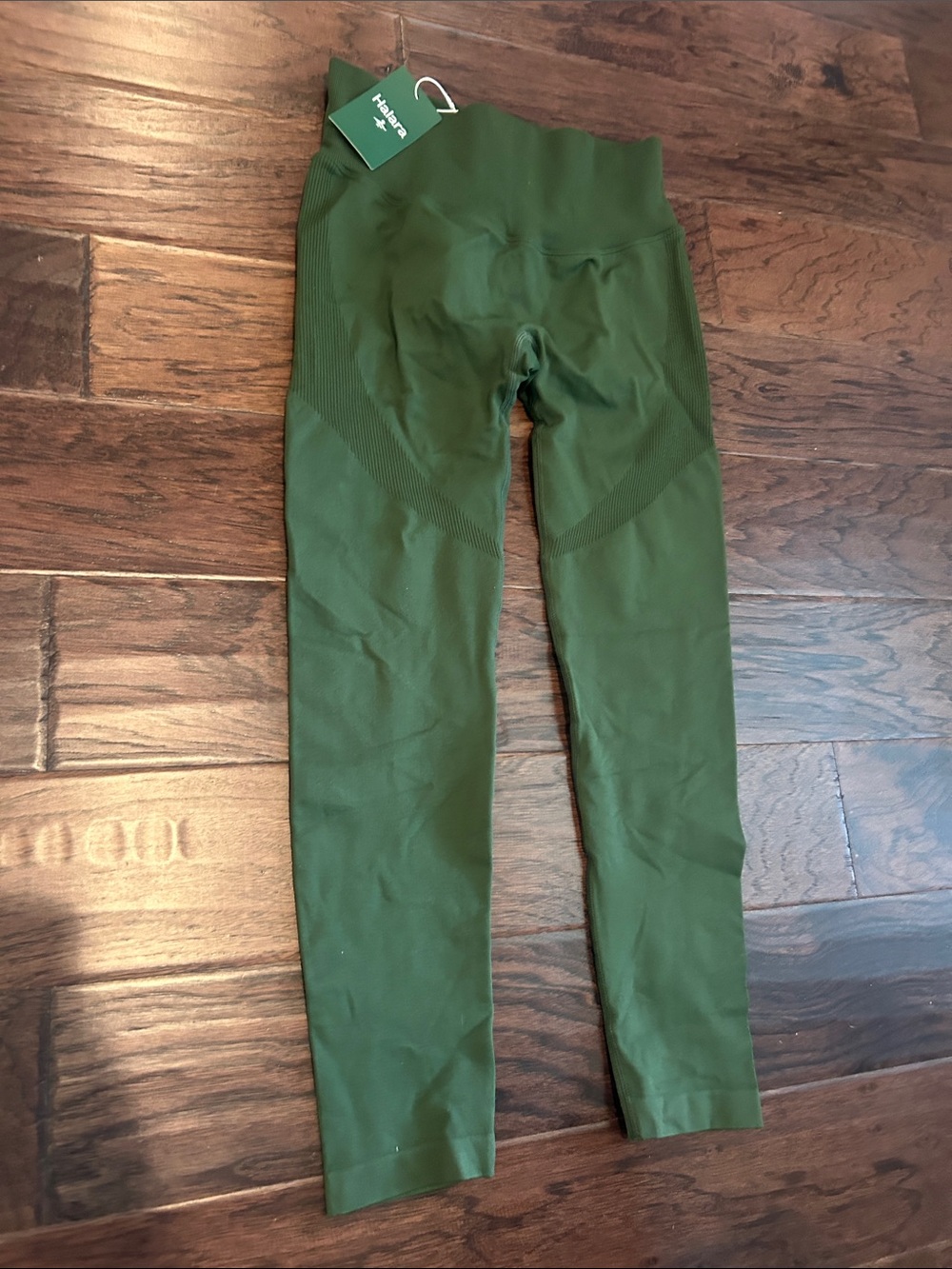 NEW Halara Olive Green High-Waist Leggings